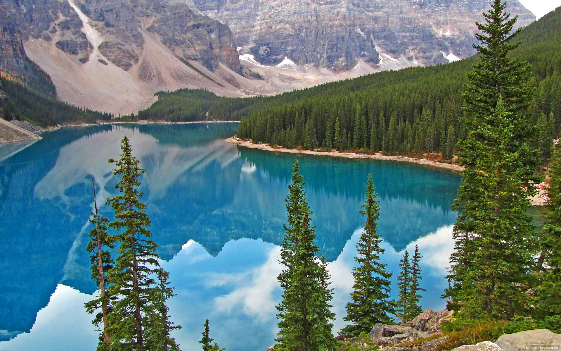 中国男篮战术执行力不断提升，中国男篮训练强度